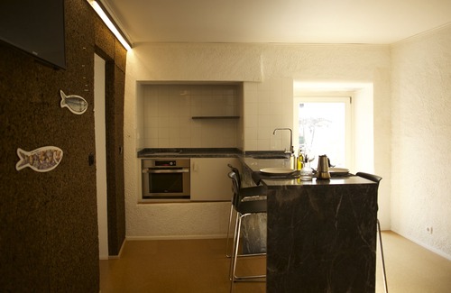 Monserrate Apartment | Yellow sailors creek