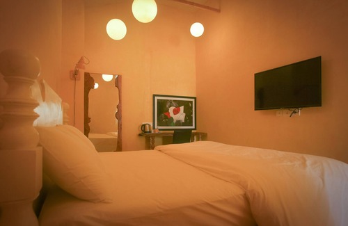 The Mall Road Hotel | Yellow Submarine, Mussoorie