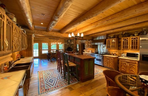 Water Mill House | Yellowstone In The Hamptons ~ 18-Acre Estate Surrounded By A Nature Preserve