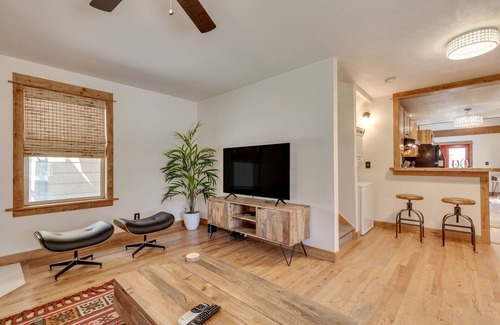 Gardiner House | Yellowstone Lodge