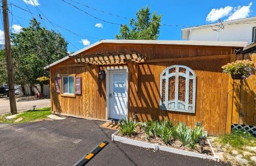 Gardiner House | Yellowstone's Treasure Cabins