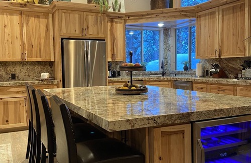 West Yellowstone Cabin | Yellowstone's LUXURY Cabin Retreat, w/Hot Tub! Ten Minutes from Yellowstone NP!
