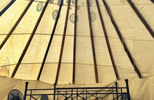 Gardiner Resort | Yellowstone Tipis