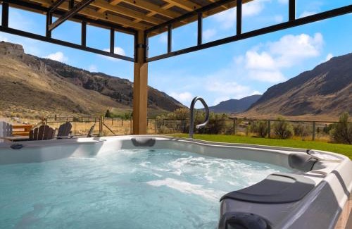 Gardiner House | Yellowstone Treasure Retreat