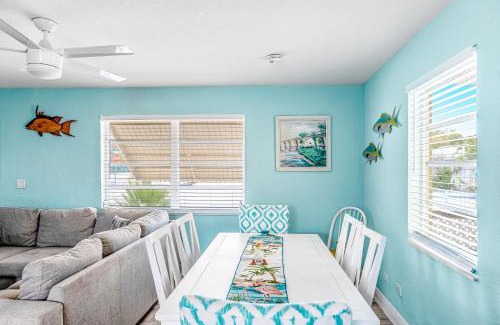 Marathon House | Yellowtail House