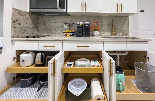 Orlando Apartment | Yens Cozy Apartment - No sharing Areas