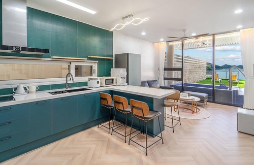 Dolsan-eup House | Yeosu Liposo Poolvilla