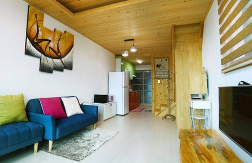 Soyul House | Yeosu The Pogeun Pension