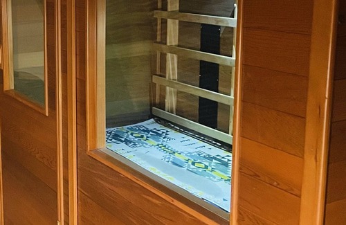 Cave Junction House | Yeti Guest House