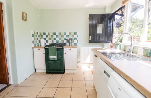 Gosforth Cottage | YEWBARROW, pet friendly, with open fire in Gosforth