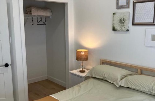 Ste Anne de Beaupre Apartment | Yin et Yang