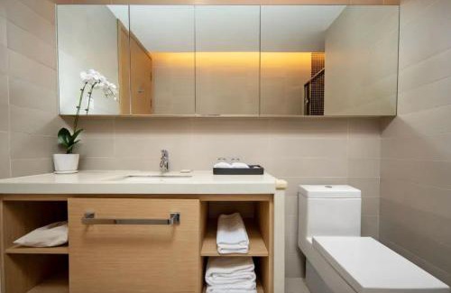 Luomashi Hotel | Yinxitang Suites Hotel, Chengdu Chunxi Road, Luomashi Subway Station