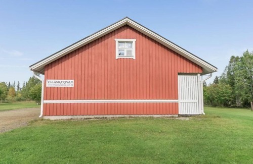 Akaslompolo House | Ylläskarpalo 1 Päätyhuoneisto by Interhome