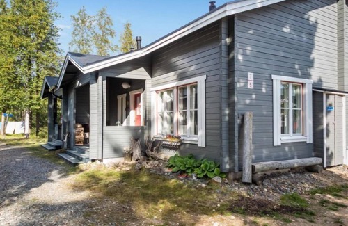 Yllasjarvi House | Yllästokka 5 by Interhome