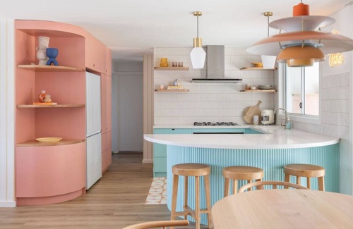 Bogangar House | Yo Caba Caba - Beach House with a Colourful Twist
