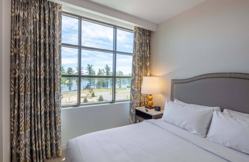 Kiamesha Lake Hotel | YO1 Longevity & Health Resorts, Catskills