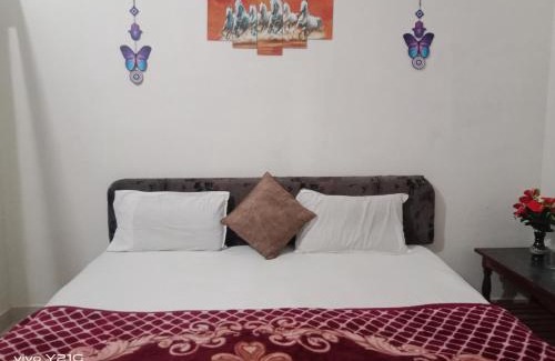 Khajuraho House | Yoga homestay