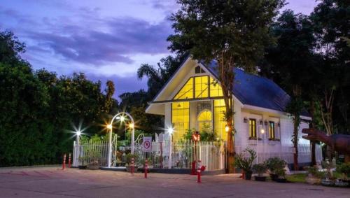 Sai Yok Hotel | Yoko River Kwai Resort