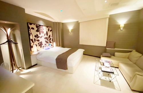 Saijo Hotel | YOL