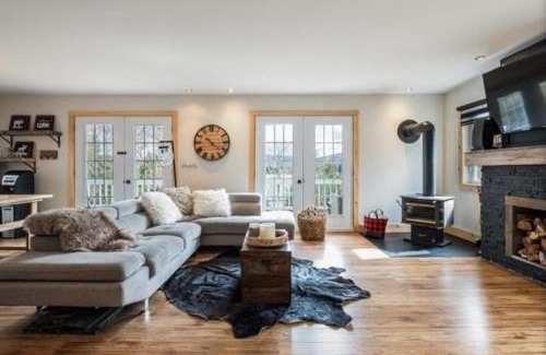 Lac-Superieur Ski Chalet | Yomi Chalet