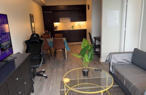 Willowdale Condo | Yonge & Sheppard subway station condo