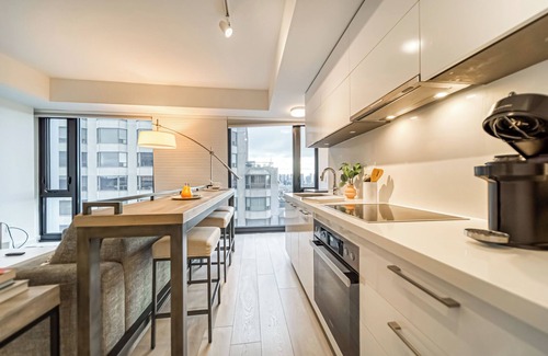 Bloor-Yorkville Hotel | Yorkville Express Stays