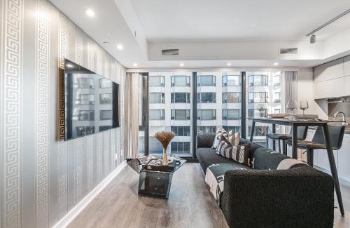 Bloor-Yorkville Apartment | Yorkville Plaza Suites - Pool & Hot Tub