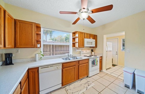 Averill Farms Apartment | You can hear the waves
