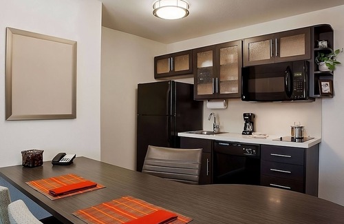Mount Laurel Hotel | You Found It! Free Parking, Short Drive to Garden State Discovery Museum