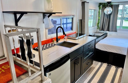 Pelican Bay Boat Rental | You're On A Boat! Charming houseboat on Eagle Mountain Lake