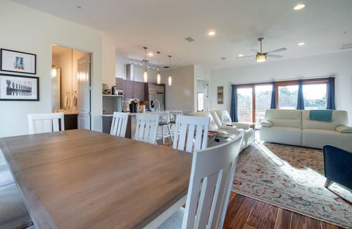 Winter Park Apartment | You're Pampered Here - Just 3 Blocks From Park Avenue!