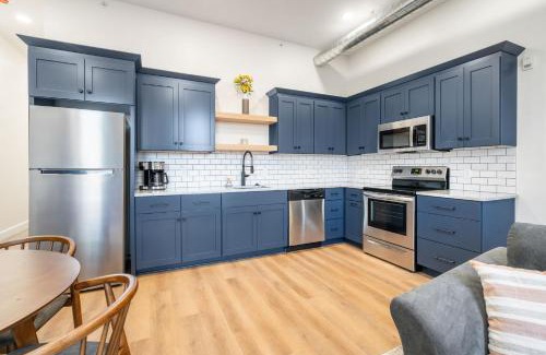 Millersburg Apartment | Young Suite
