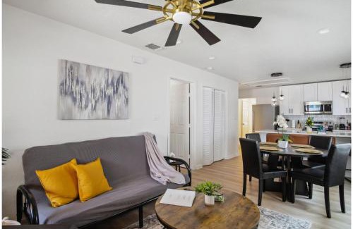 Denver Heights House | Your Amazing 3BR2BA Downtown Delight
