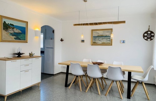 L'Estartit House | Your best option near the beach -Parking, AC, Wifi