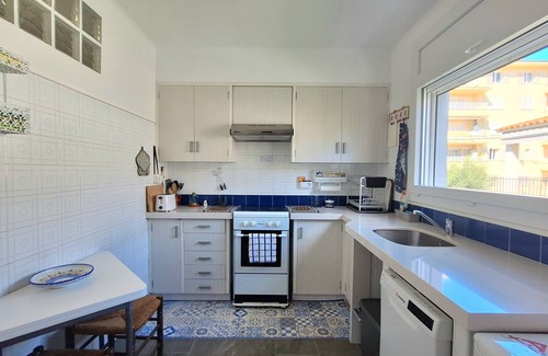 L'Estartit House | Your best option near the beach -Parking, AC, Wifi