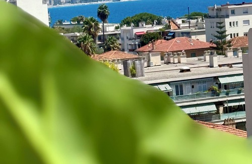 La Californie Apartment | Your BIG Nice Cocoon