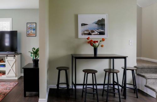 Lake Geneva House | Your Cozy Lockwood Lodge Awaits Pet Friendly