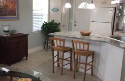 Historic Downtown Melbourne House | Your Happy Place