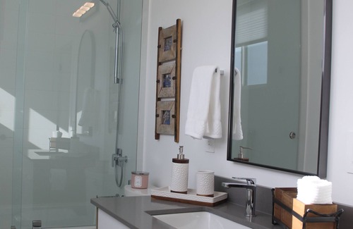 West Kelowna Estates Apartment | Your Home away from Home.