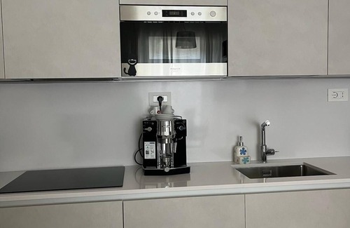 Pescara Apartment | Your home away from home 🩵 A stone's throw from the sea and park 🌞