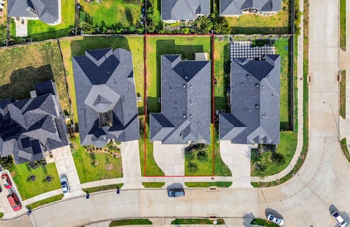 Clodine House | Your home away from home.