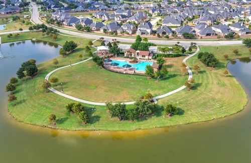 Clodine House | Your home away from home.