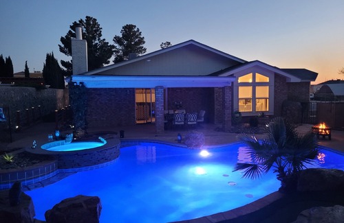 El Paso House | Your "Home away from Home", Modern Oasis In The Desert".