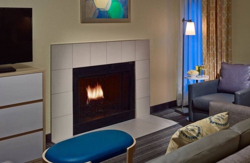 Highland Hills House | Your Home Away From Home! Private Kitchen, Free Parking!