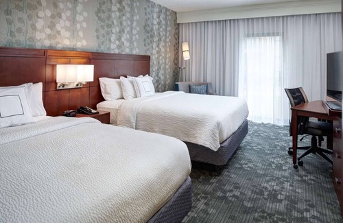 Brookfield Hotel | Your Home Away From Home! Indoor Swimming Pool, Pet-friendly Property!