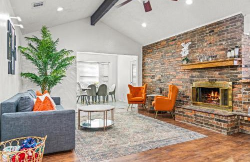 Grand Prairie House | Your Home Away from Home