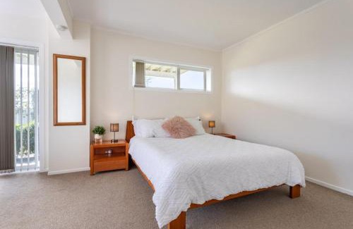 Shelly Park Apartment | Your home in Cockle Bay