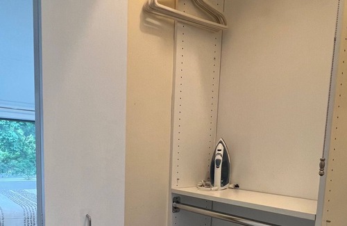 Old Town House | YOUR IDEAL LONG TERM - In the Heart of Lincoln Park w/Patio!
