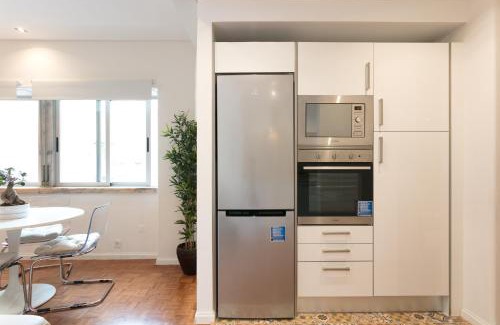 Santo Antonio Apartment | Your Lisbon Home - Duque de Palmela