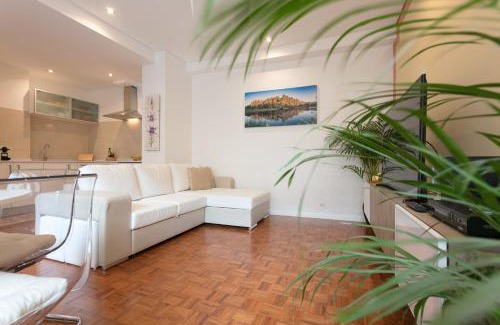 Santo Antonio Apartment | Your Lisbon Home - Duque de Palmela
